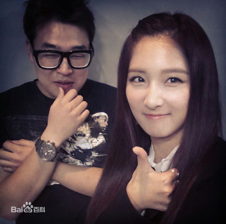 南智贤(，Nam Ji Hyun)的Ins前后照片