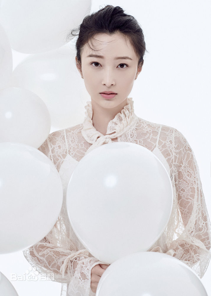 王梓桐《百合》精选剧照