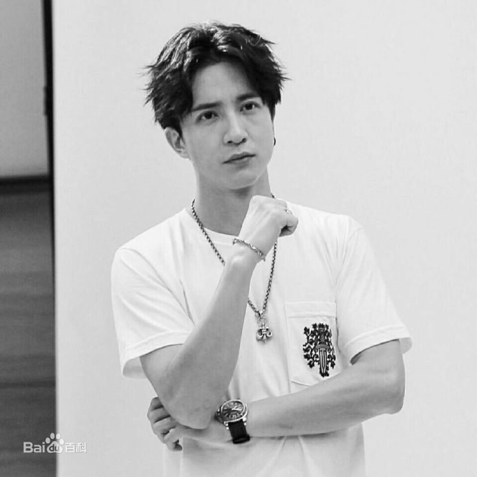 薛之谦(Joker Xue)平面照素颜照相册