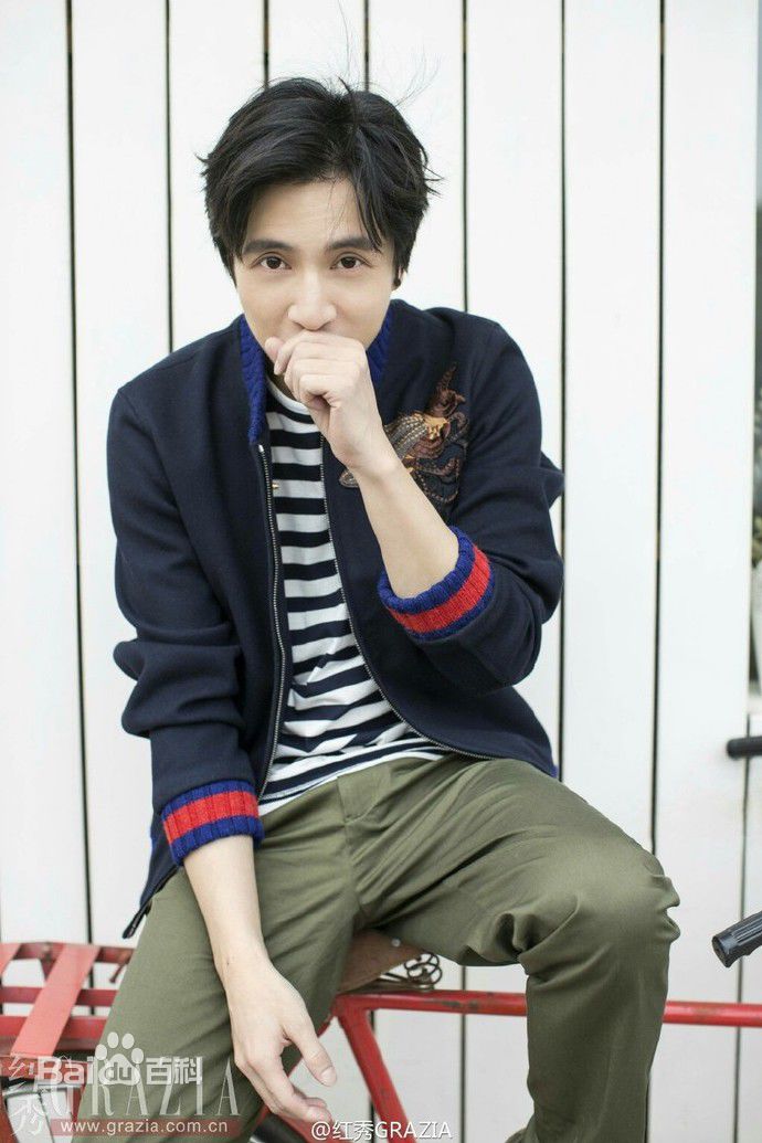 最新薛之谦(Joker Xue)在《红秀Grazia》中的壁纸