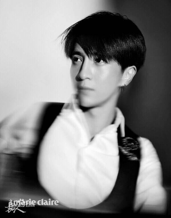 最新薛之谦(Joker Xue)在《红秀Grazia》中的壁纸