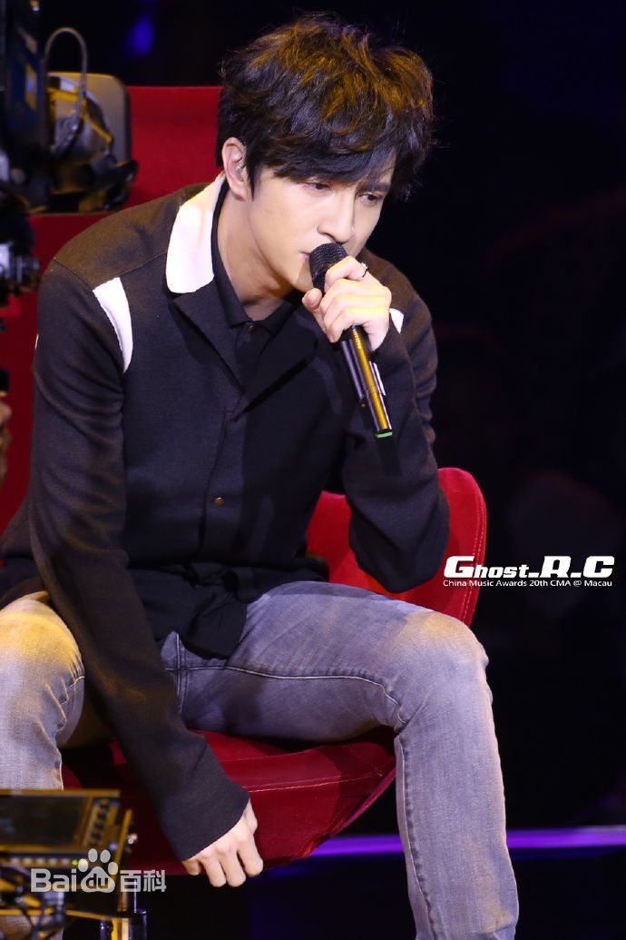 薛之谦(Joker Xue)第二十届全球华语音乐榜中榜 颁奖礼生活照相册