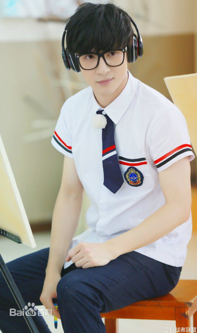 薛之谦(Joker Xue)挑战者联盟前后照片