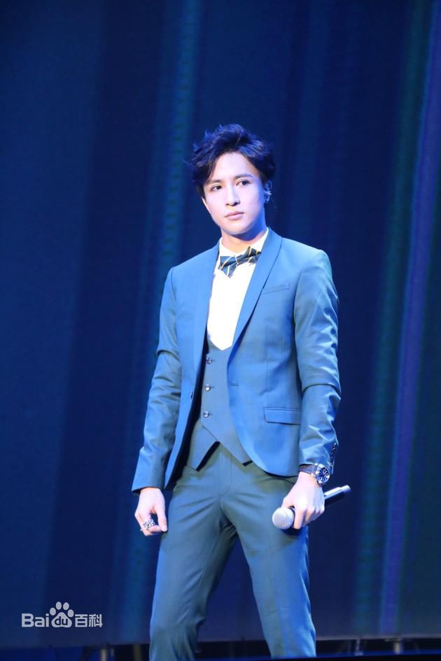 薛之谦(Joker Xue)在2016年7月17日北京《初学者》演唱会中的