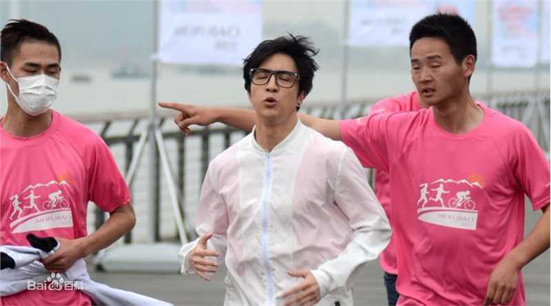 薛之谦(Joker Xue)阳光公益RUN活动性感图片图集