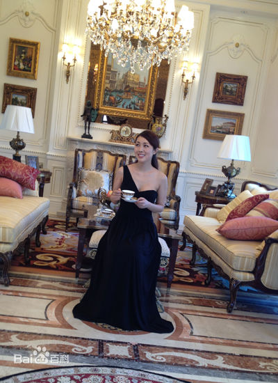 赵淼拍摄的广告图片图集