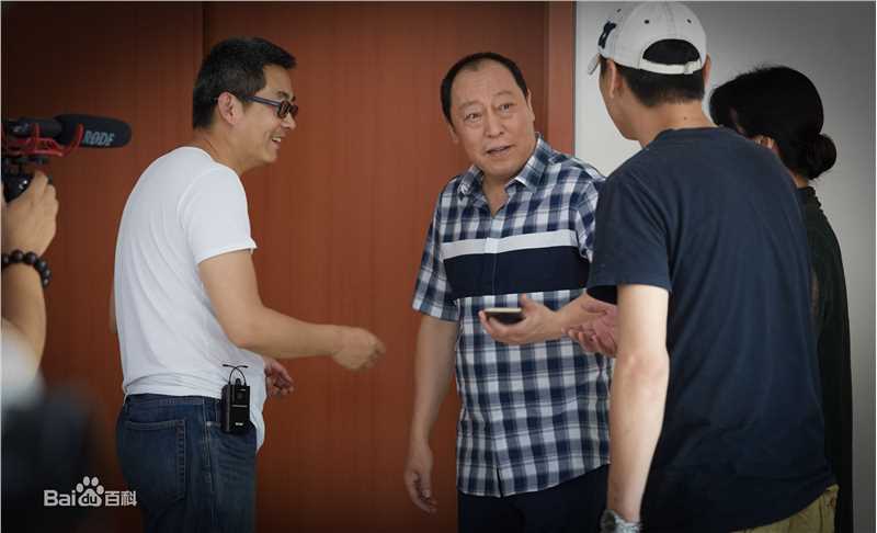 刘国彤工作照图片图集