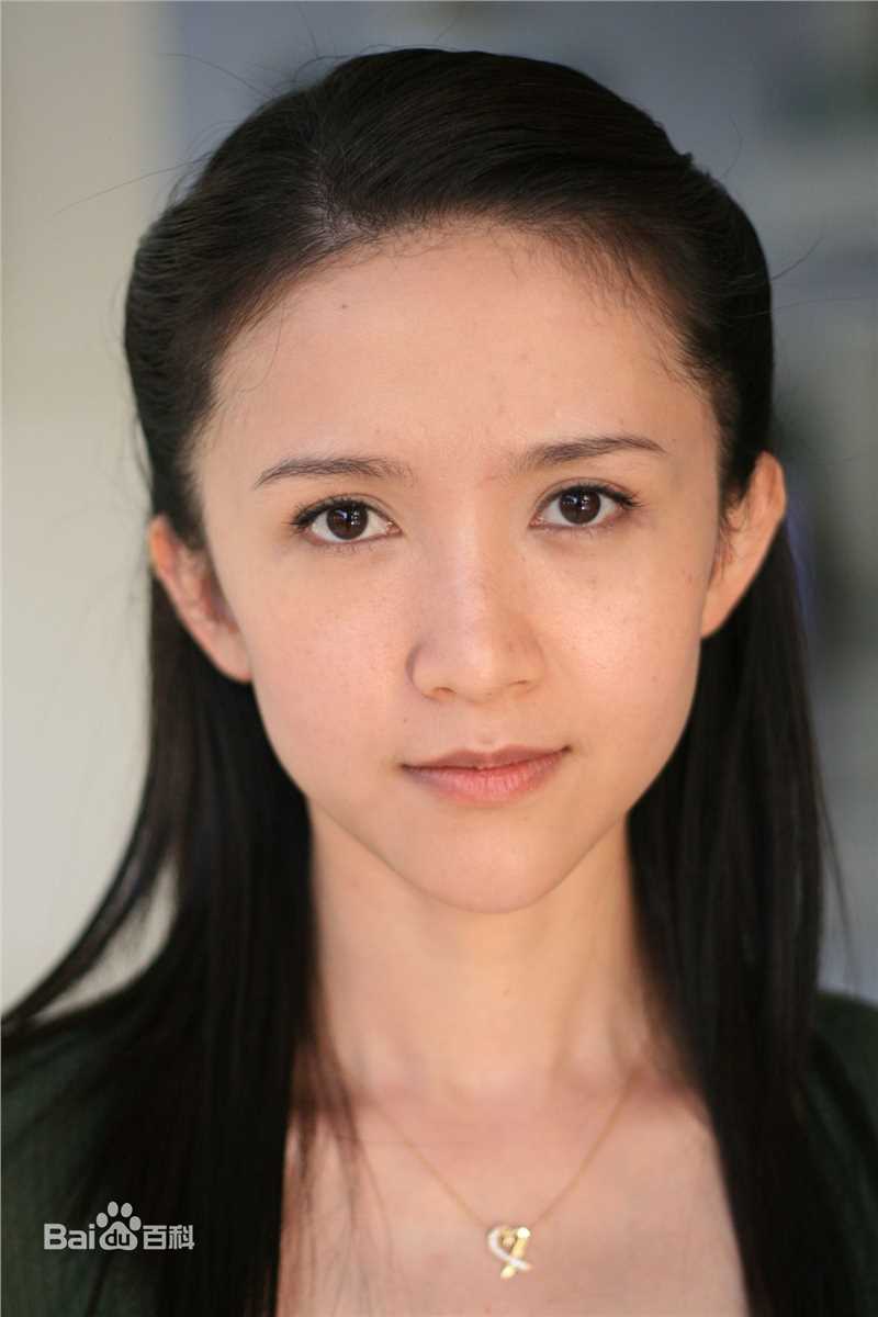 彭心宜近照素颜照壁纸