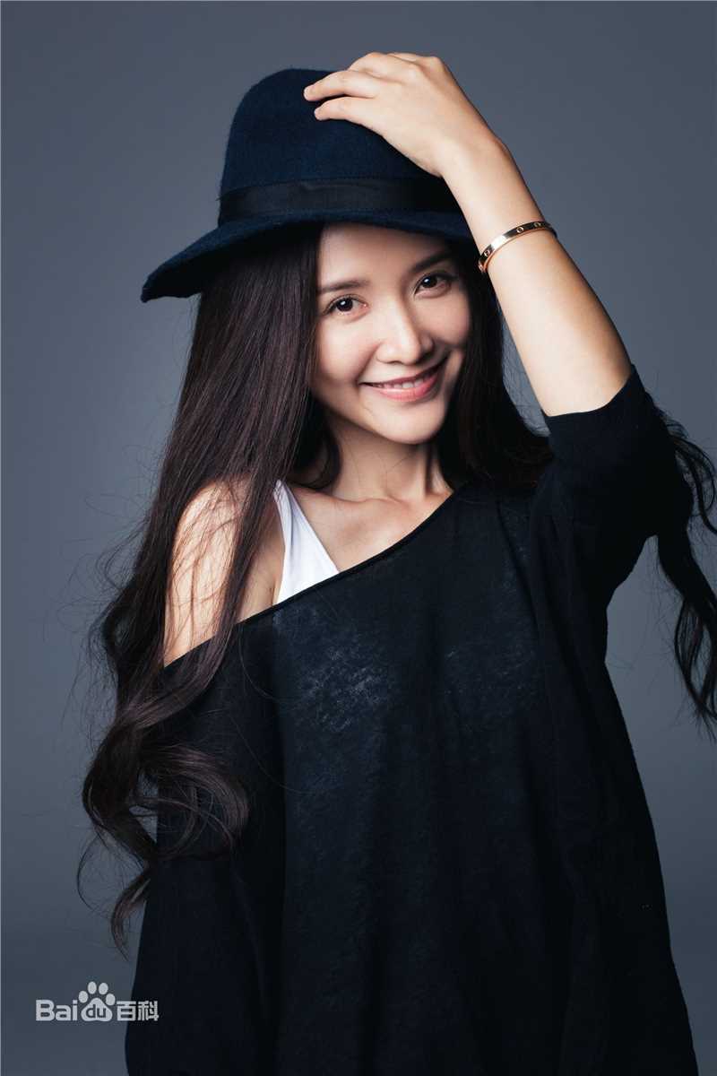 彭心宜近照素颜照壁纸