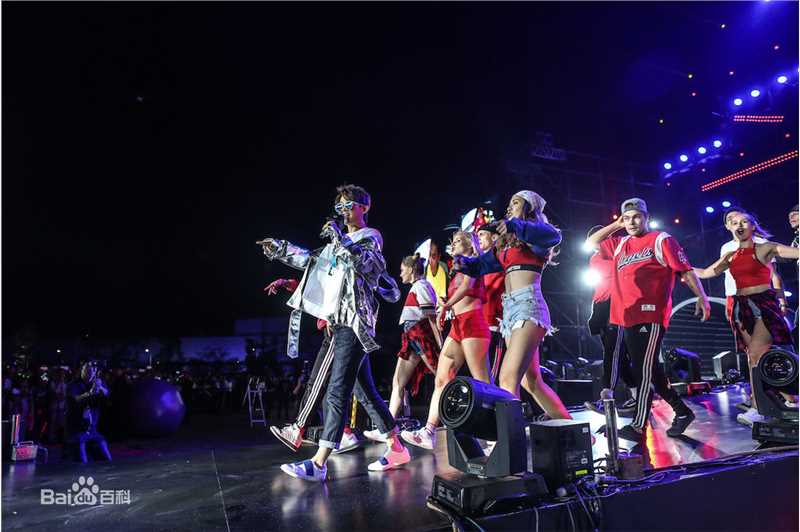 刘力扬(Jeno Liu)舞台风采素颜照相册