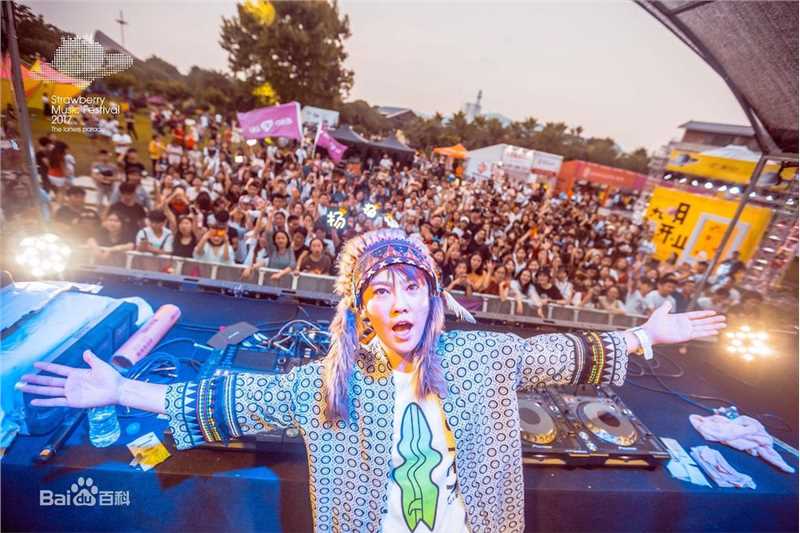 刘力扬(Jeno Liu)舞台风采素颜照相册