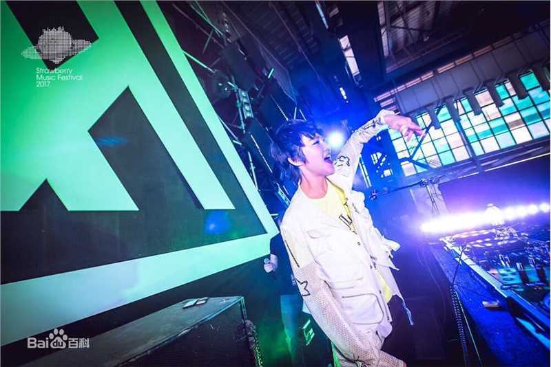 刘力扬(Jeno Liu)舞台风采素颜照相册