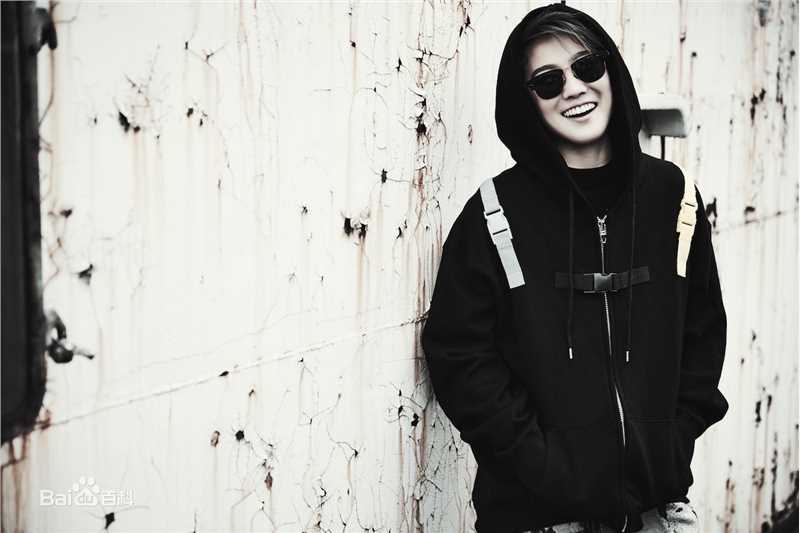 刘力扬(Jeno Liu)眼泪笑了MV图片图册