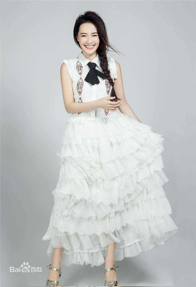 最新孙晶晶性感图片