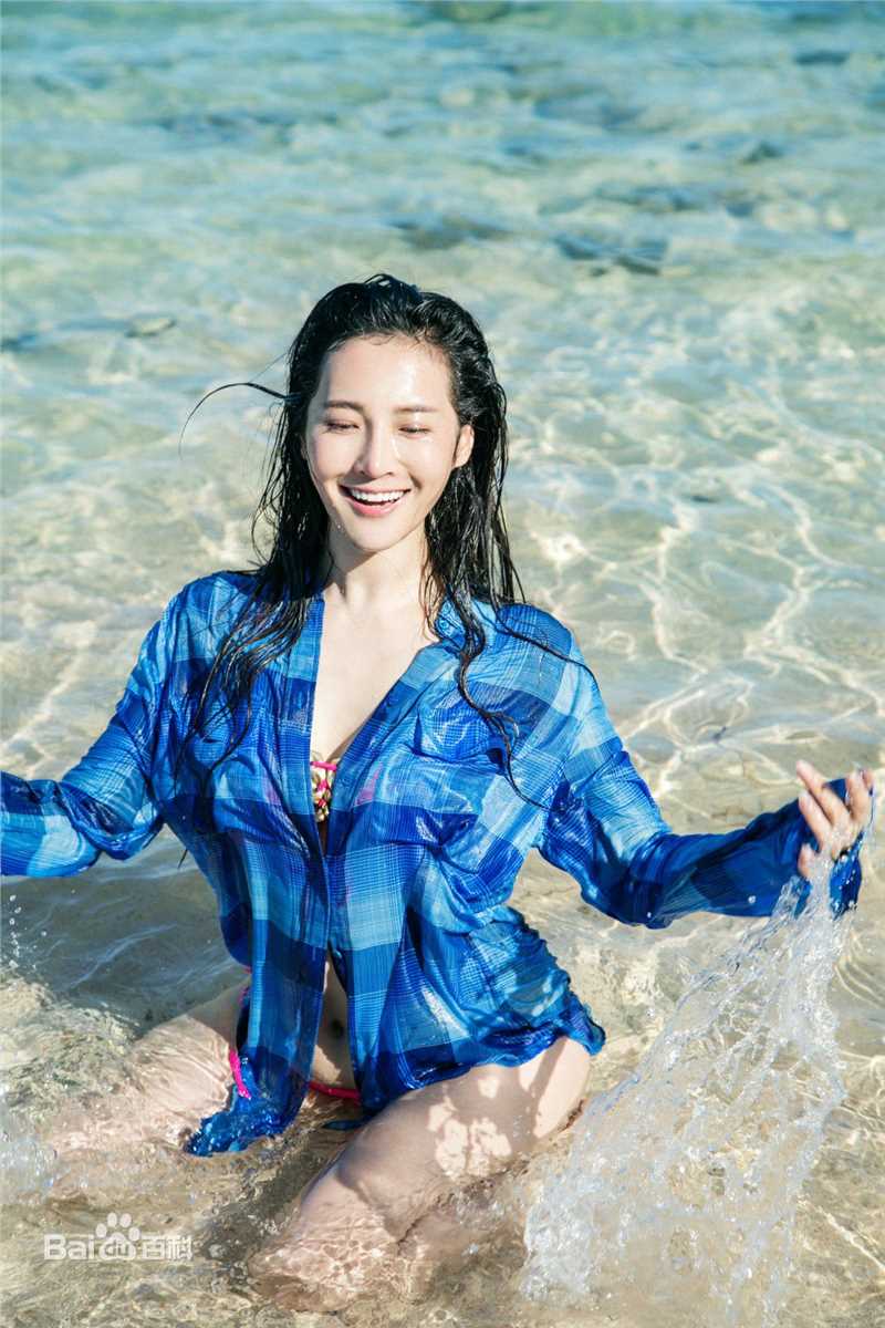 最新孙晶晶性感图片