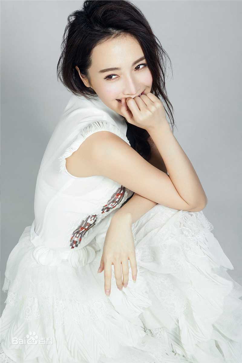 最新孙晶晶性感图片