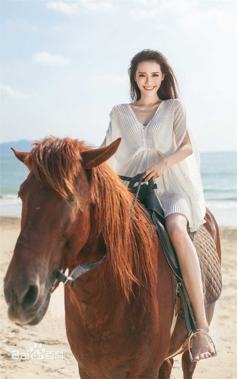 孙晶晶生活照前后照片