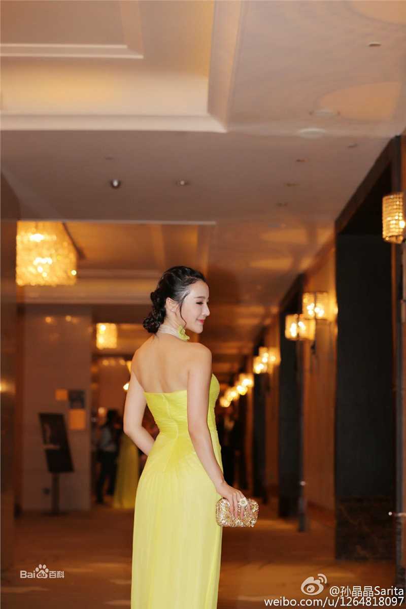 孙晶晶生活照前后照片