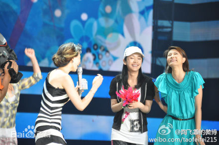 陶飞霏在参加《欢乐中国行》中的