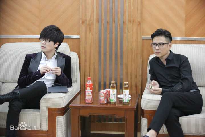 石头(Stone)歌手演出剧照