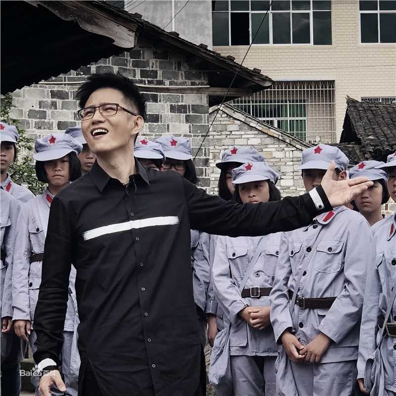 石头(Stone) 重走长征路 剧照