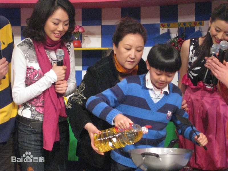 董博文(Denis)节目照生活照相册