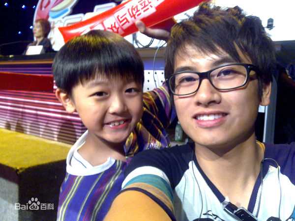 董博文(Denis)节目照生活照相册