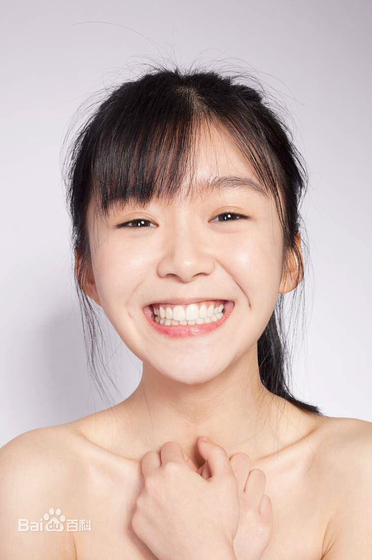 宋伊人(S.Ireine)素颜照图片图册