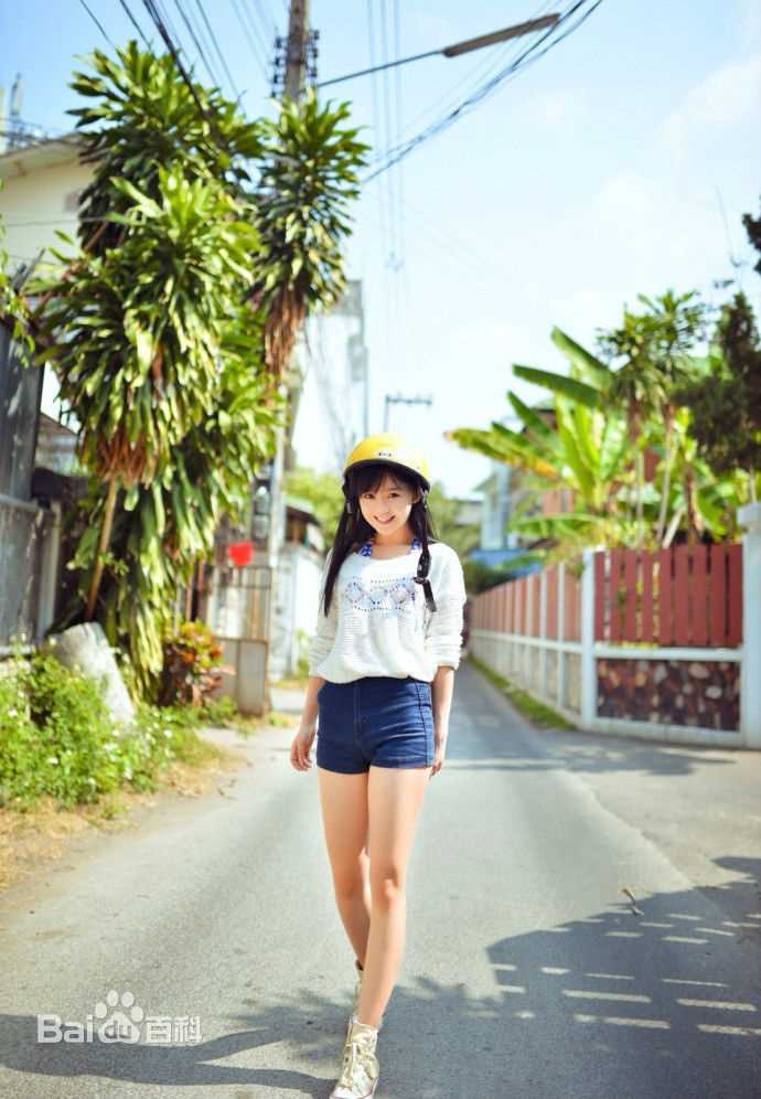 宋伊人(S.Ireine)生活照性感图片图集