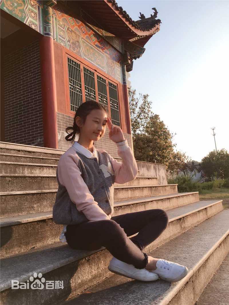 谢雨辰(Shirley)最优质人物相册