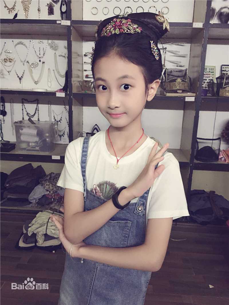 谢雨辰(Shirley)最优质人物相册