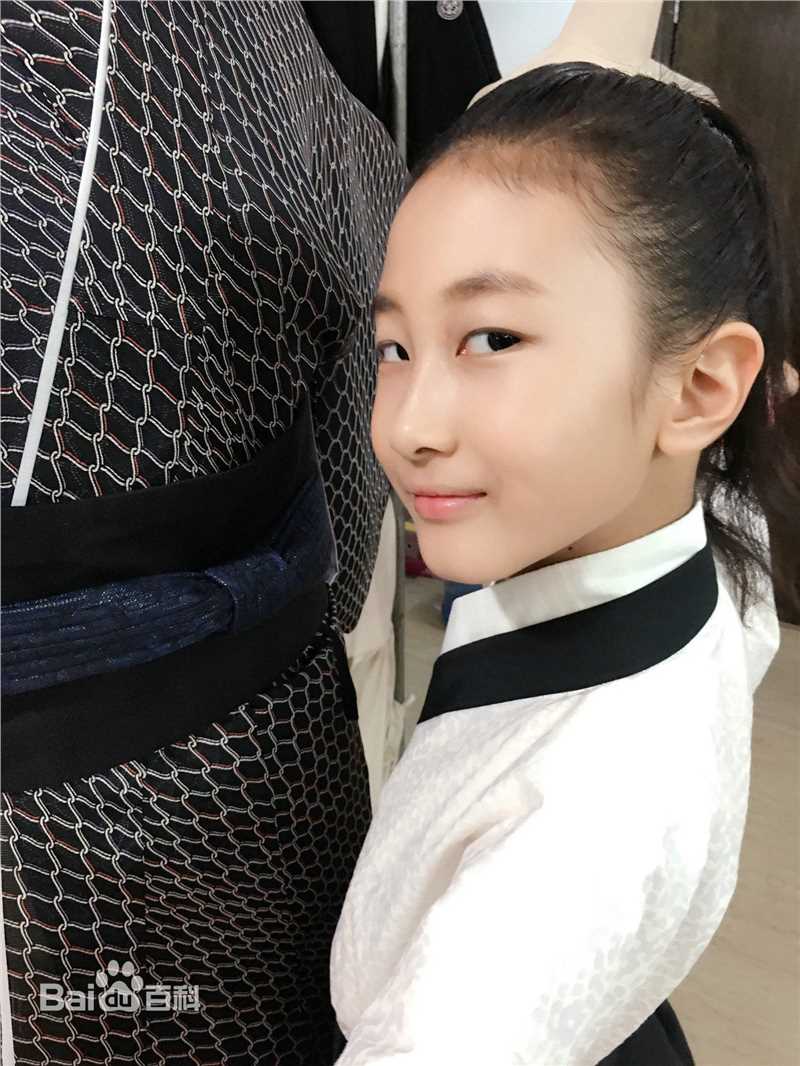 谢雨辰(Shirley)最优质人物相册