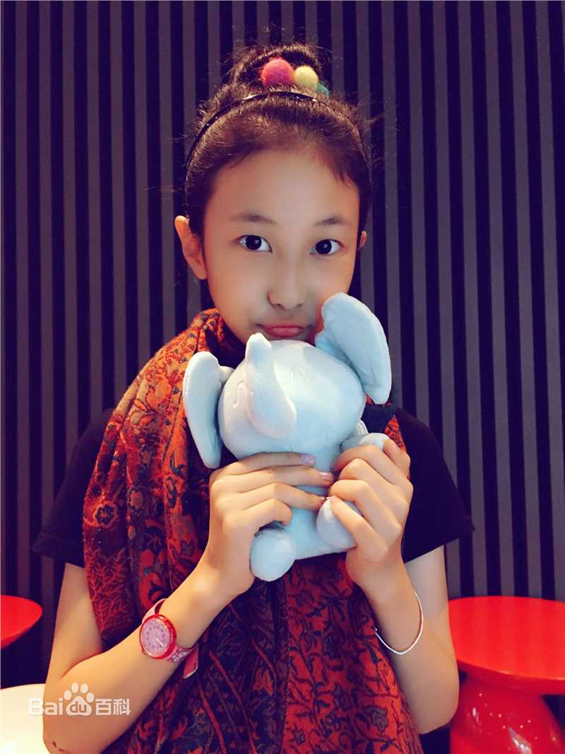 谢雨辰(Shirley)最优质人物相册