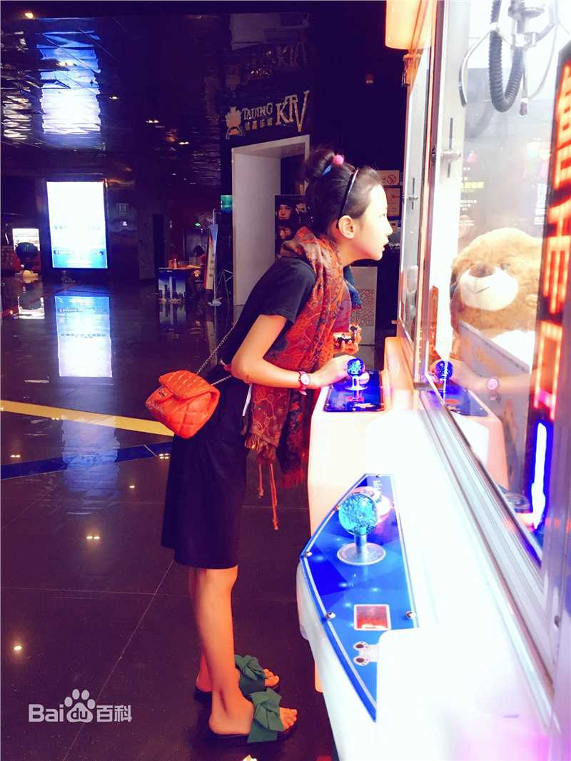 谢雨辰(Shirley)最优质人物相册