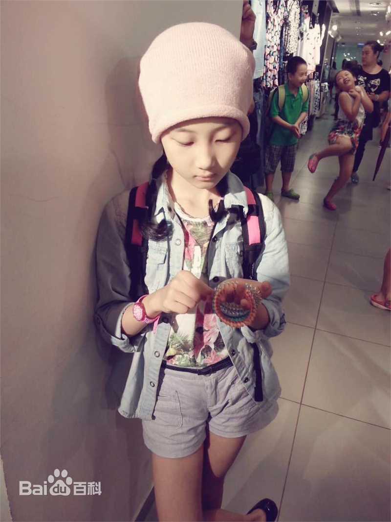 谢雨辰(Shirley)人物图集图片图集