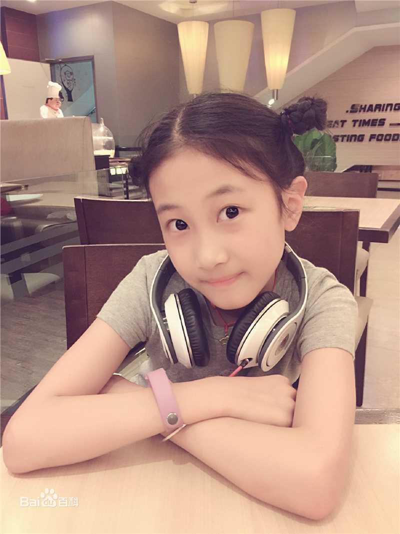 谢雨辰(Shirley)人物图集图片图集