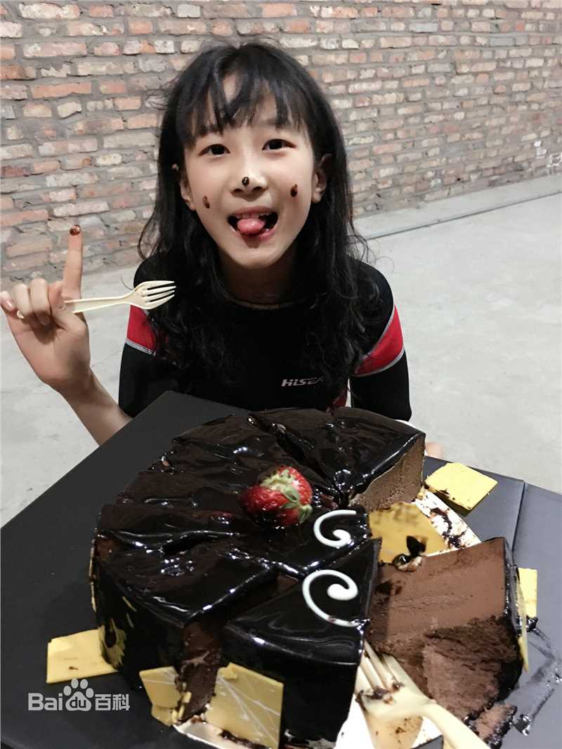 谢雨辰(Shirley)最新生活壁纸