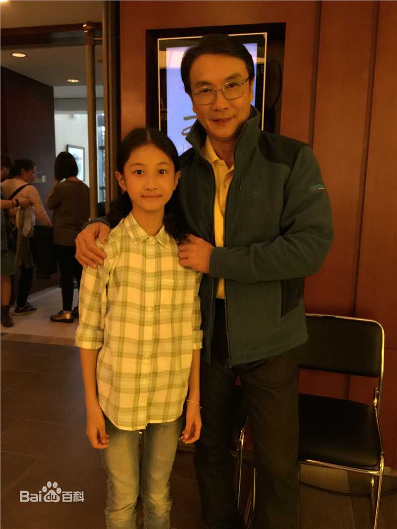 谢雨辰(Shirley)最新生活壁纸