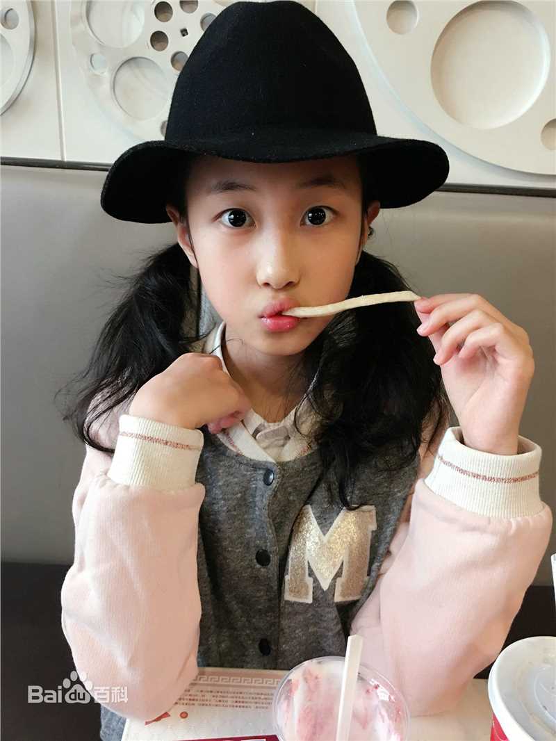 谢雨辰(Shirley)最新生活壁纸