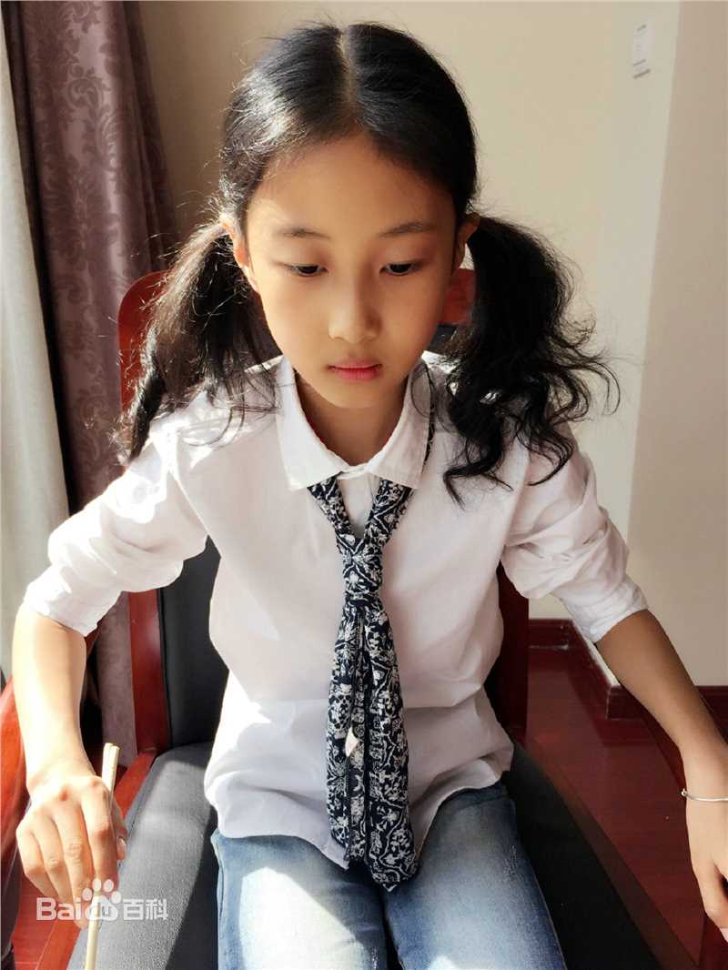 谢雨辰(Shirley)最新生活壁纸