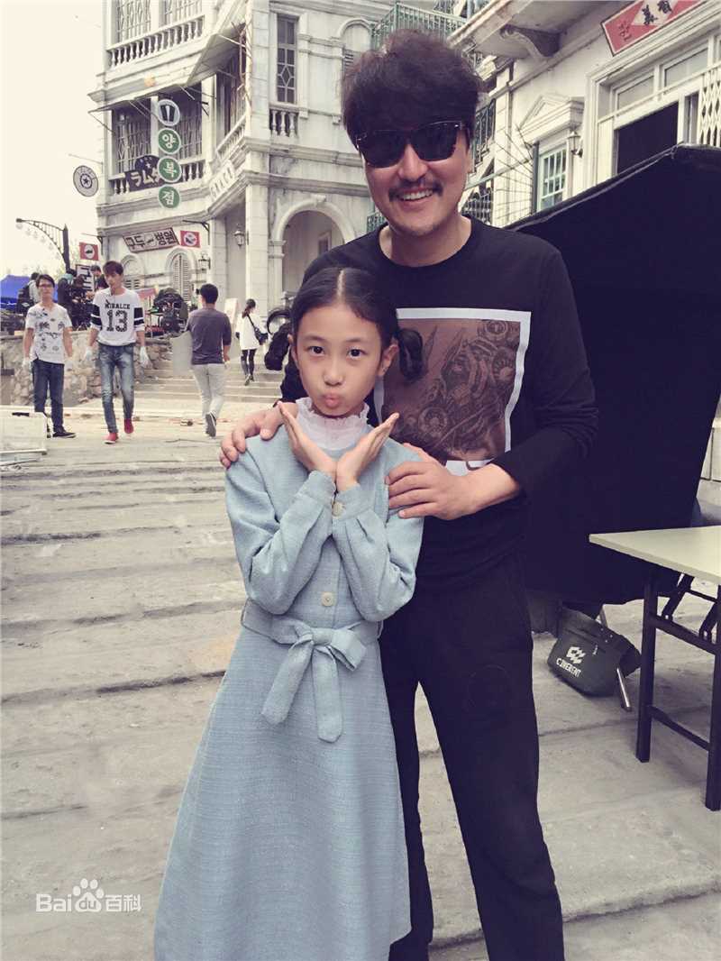 谢雨辰(Shirley)影片花絮素颜照相册