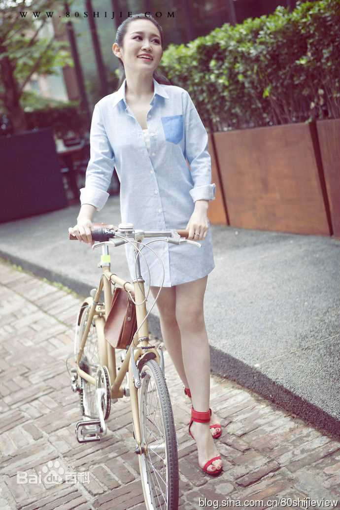 戴潆萱高清各种图集