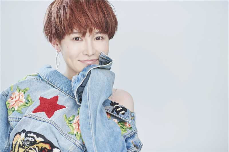 高清戴潆萱图片