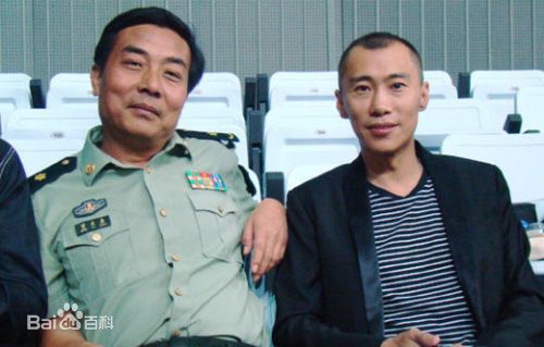 高清董亚春性感图片