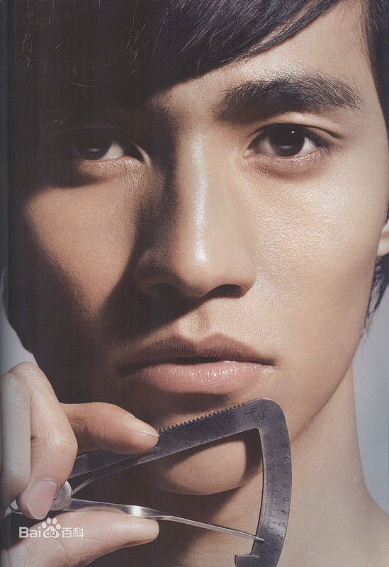 李子峰最新拍摄杂志图集