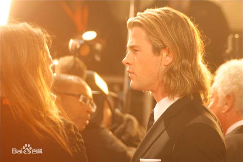 精选克里斯·海姆斯沃斯(Chris Hemsworth)精彩图册