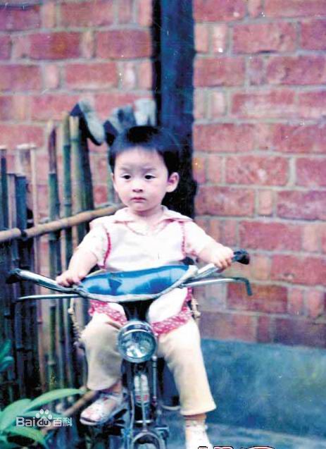 曾轶可(Yico Tseng/Yico Zeng)童年时期图册