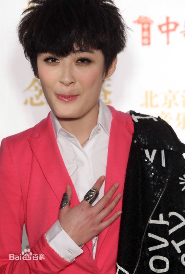 曾轶可(Yico Tseng/Yico Zeng)2011中歌榜颁奖典礼壁纸壁纸