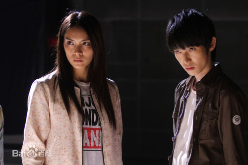 本乡奏多(本郷奏多（平假名：ほんごう かなた/罗马音：Hongo Kanata）)奴隷区 仆と23人の奴隷壁纸壁纸