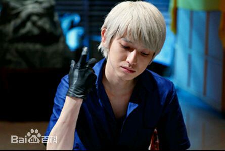 本乡奏多(本郷奏多（平假名：ほんごう かなた/罗马音：Hongo Kanata）)アカギ壁纸壁纸